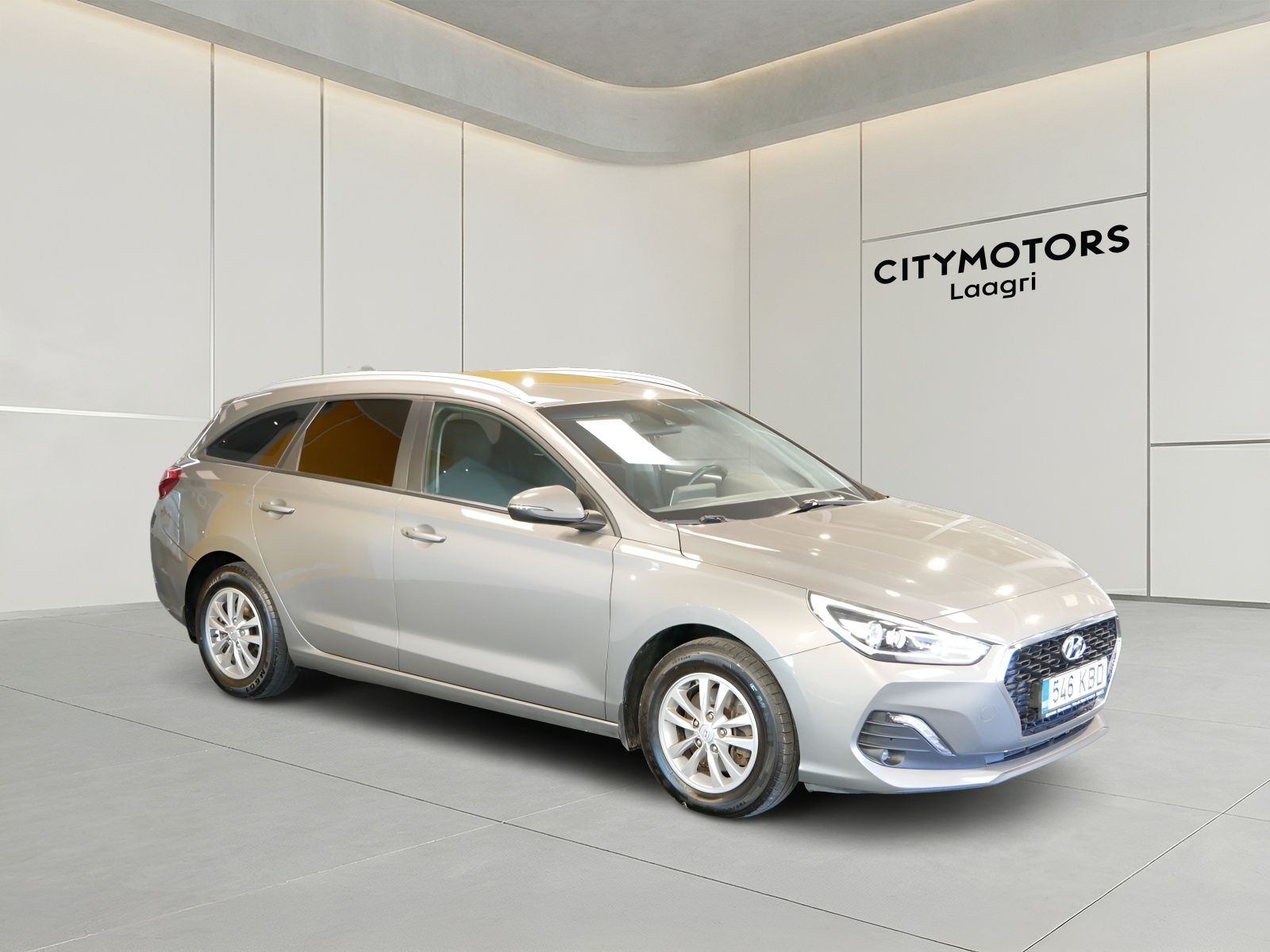 i30